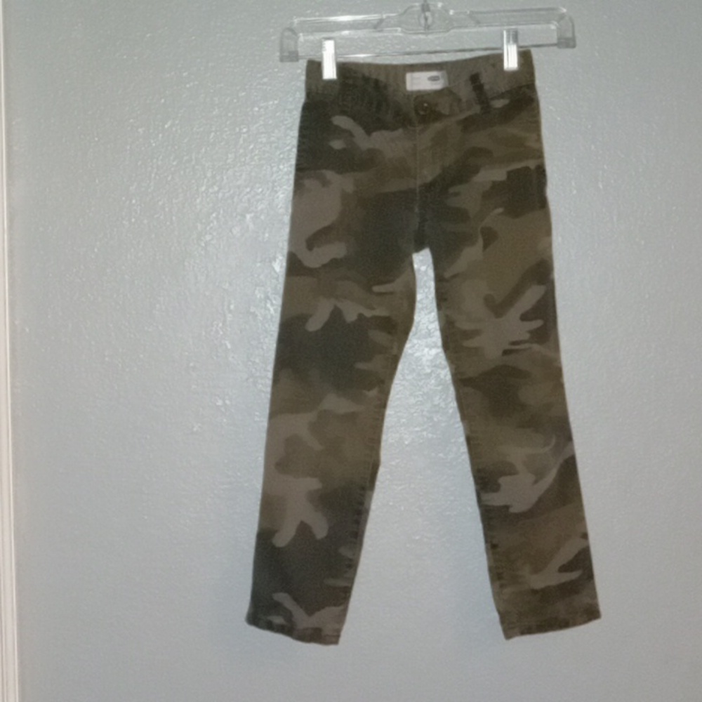 Old Navy camouflage pants